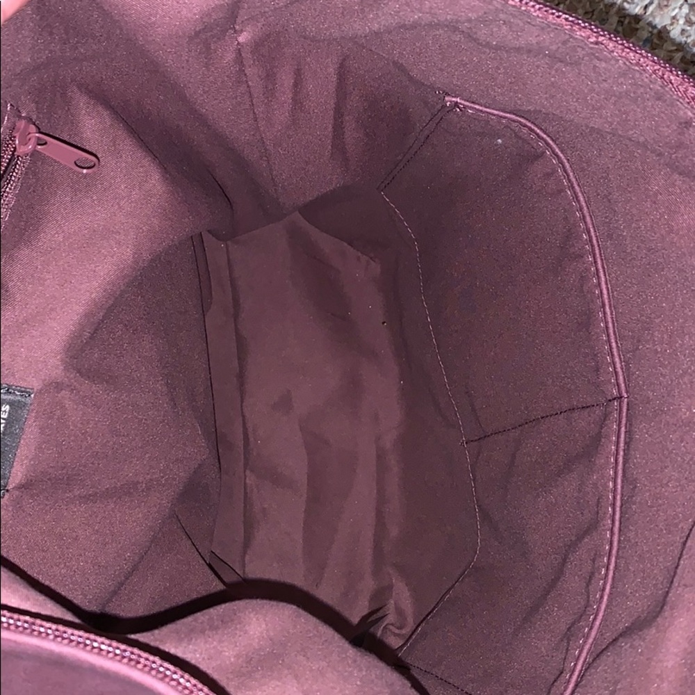 Purse - Picture 4 of 4